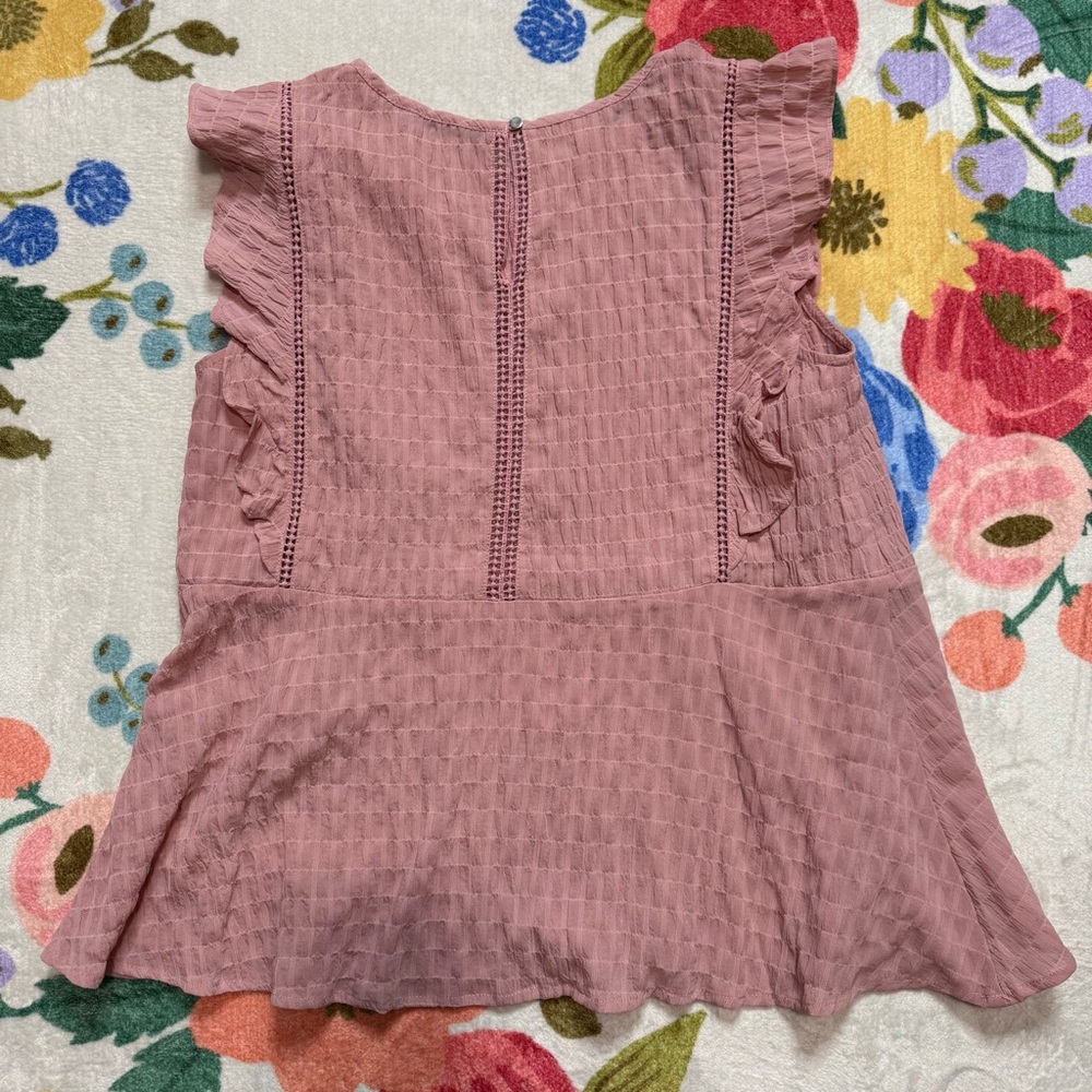 Doe & Rae Rose Pink Ruffled Blouse - Picture 7 of 7